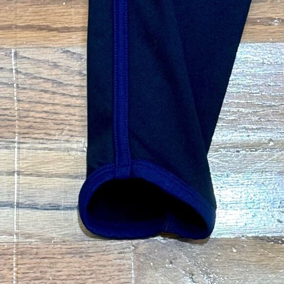 Nice Tommy John Go Anywhere Collection Leggings. Black with blue trim. Size Smal - Picture 3 of 8